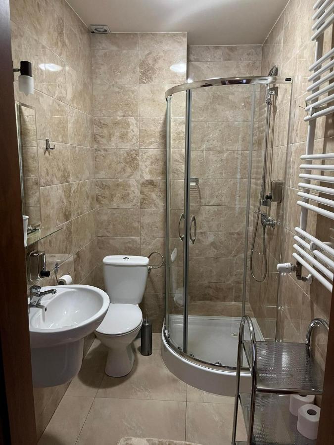 Kamienica Przy Bramie Hotel โอปาตูฟ ภายนอก รูปภาพ