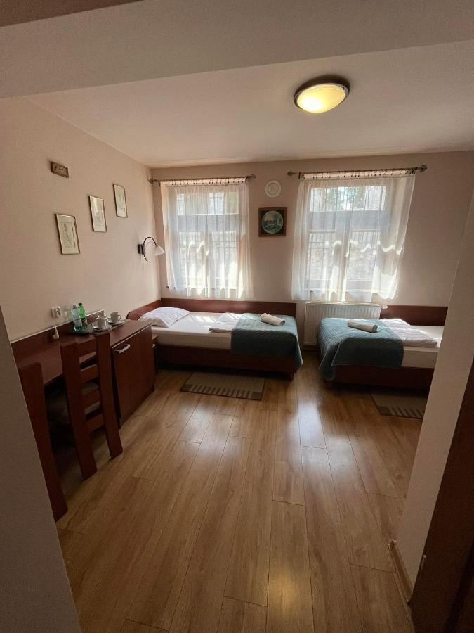 Kamienica Przy Bramie Hotel โอปาตูฟ ภายนอก รูปภาพ